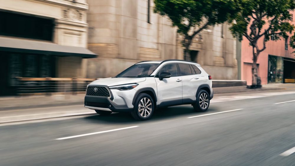 Totoya corolla cross 2.0L gasoline pioneer edition 2024