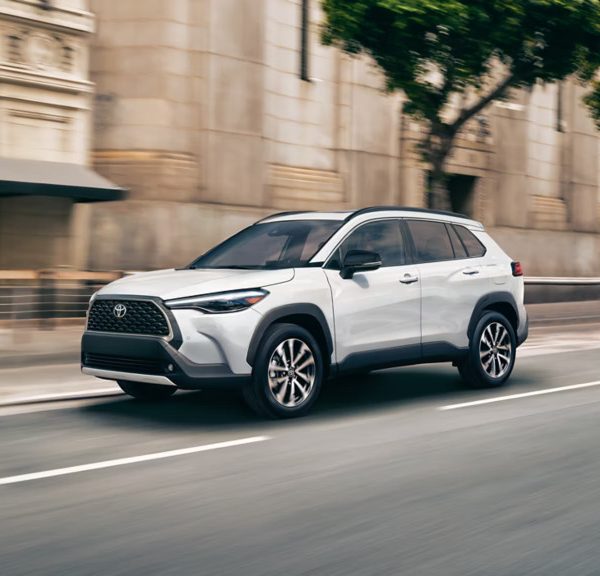 Totoya corolla cross 2.0L gasoline pioneer edition 2024